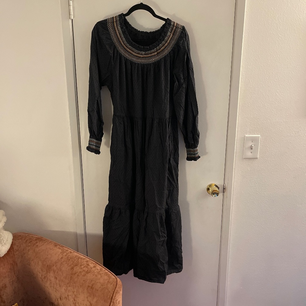 Universal Threds black peasant maxi dress xl